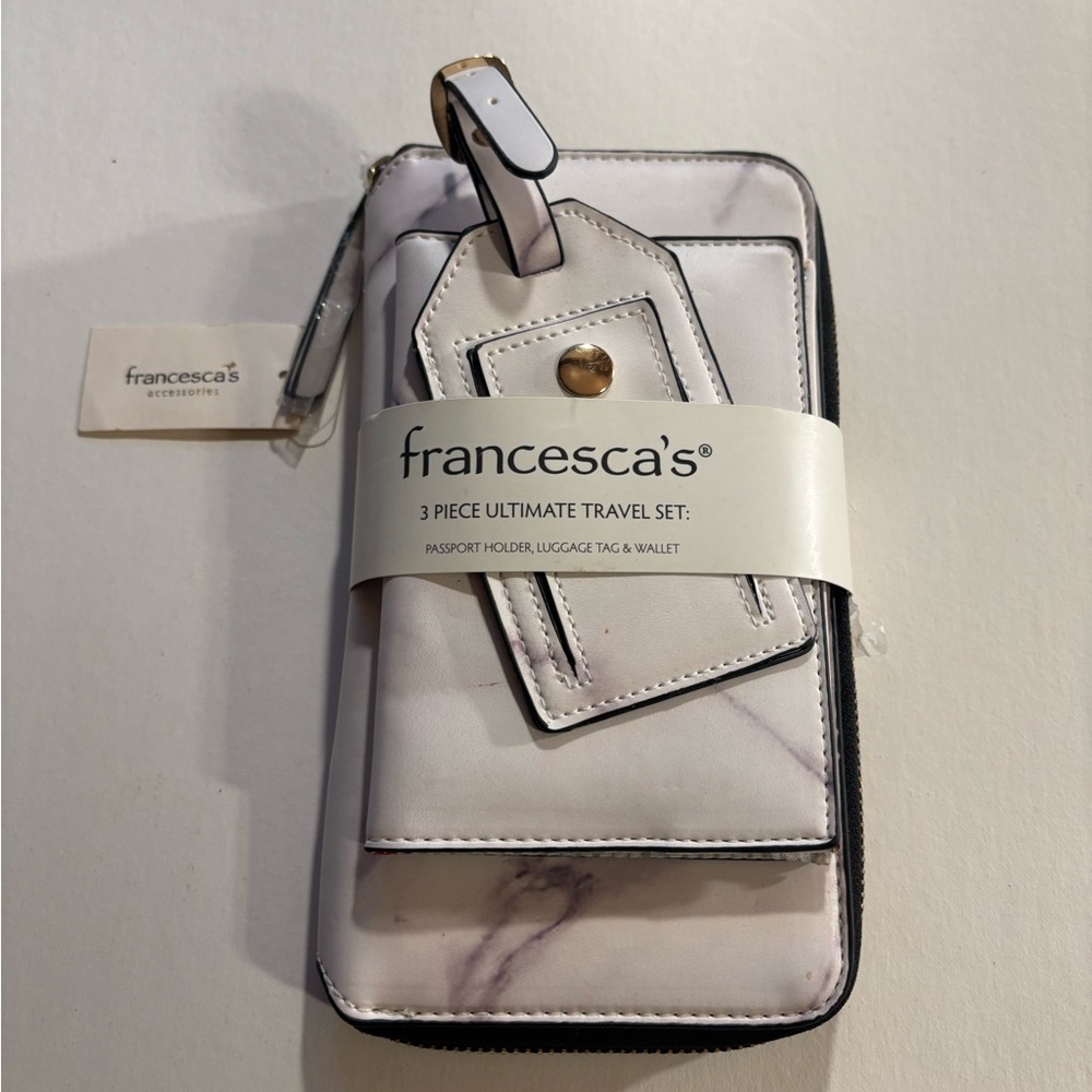 Francesca's Collections White Travel Set - Passport Holder, Luggage Tag & Wallet